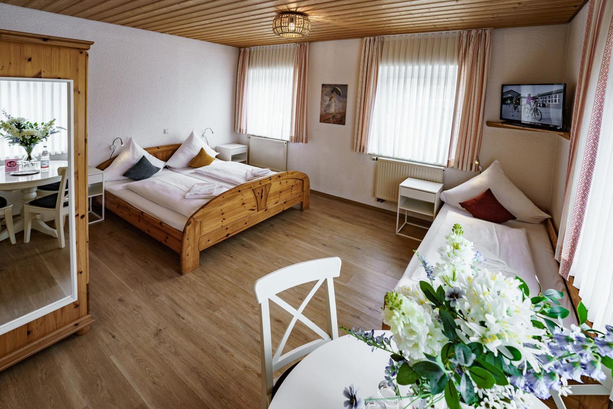 Landgasthof Ochsen Neresheim Dış mekan fotoğraf