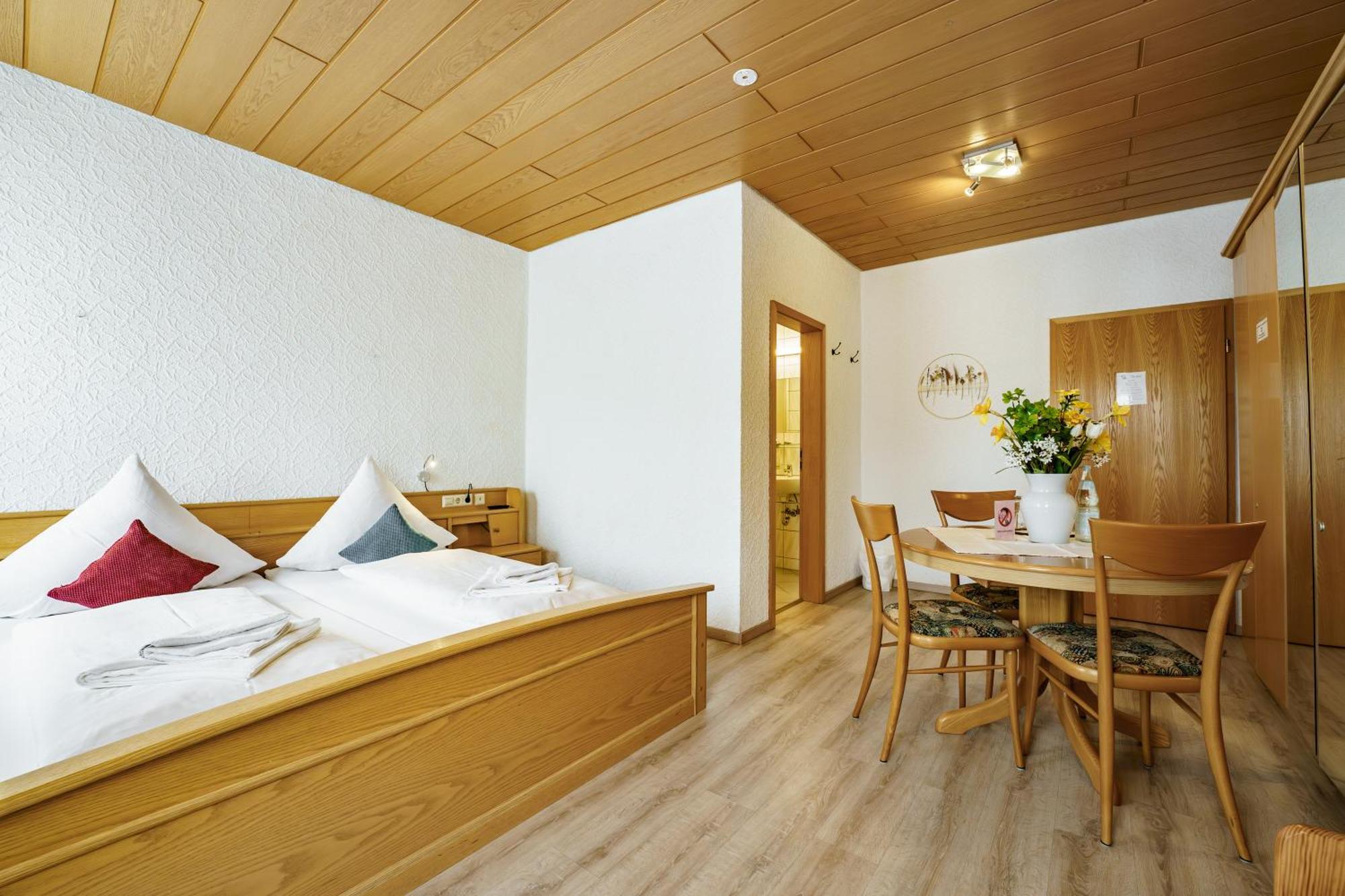 Landgasthof Ochsen Neresheim Dış mekan fotoğraf