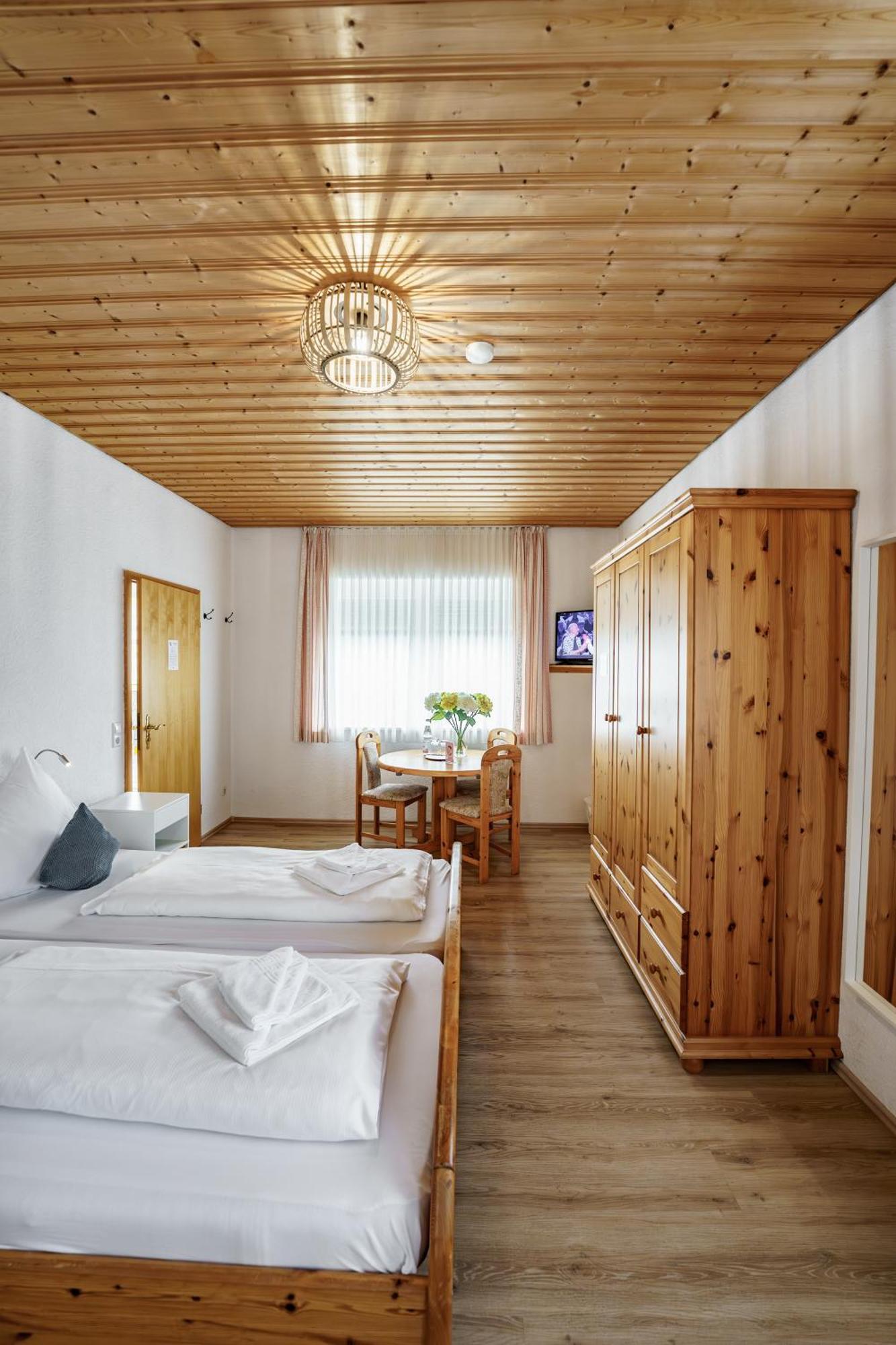 Landgasthof Ochsen Neresheim Dış mekan fotoğraf