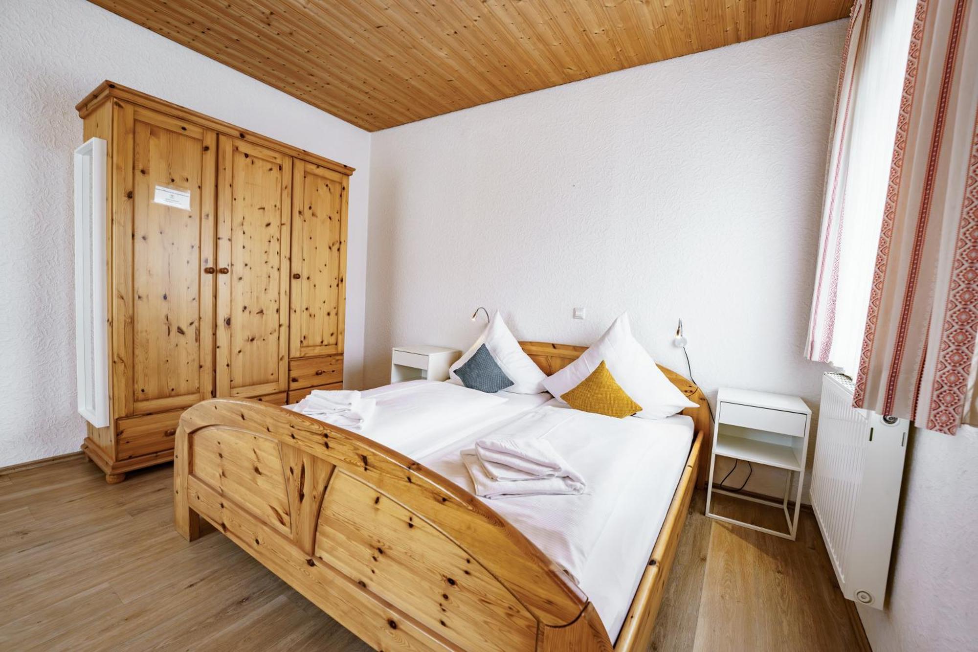Landgasthof Ochsen Neresheim Dış mekan fotoğraf