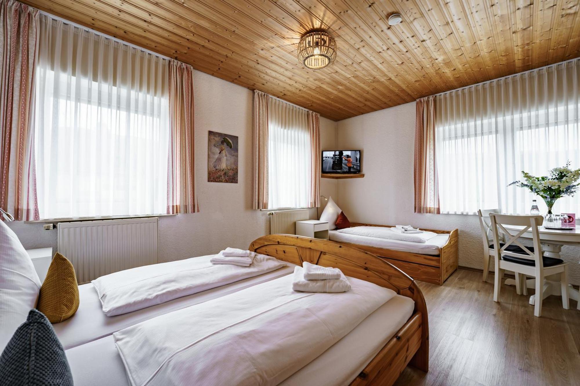 Landgasthof Ochsen Neresheim Dış mekan fotoğraf